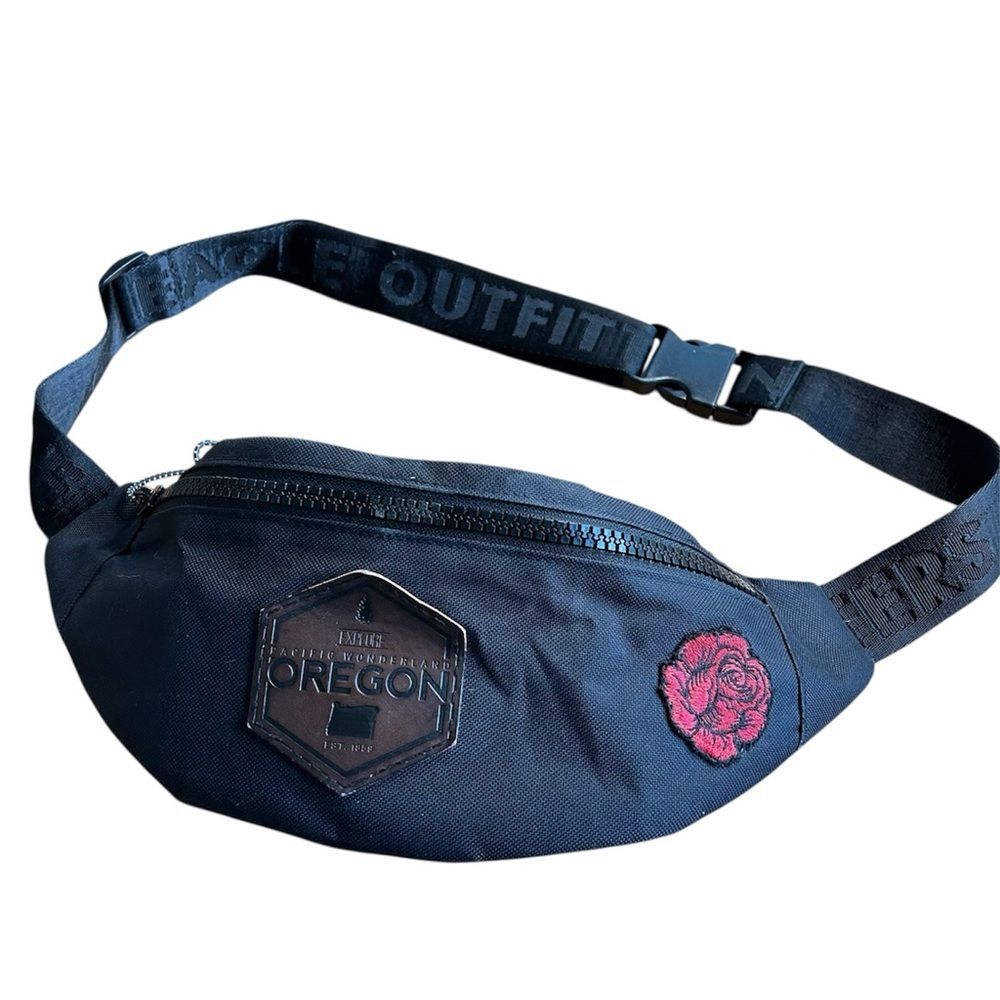 American Eagle Oregon Fanny Pack Black Rose Embroidered Pacific Wonderland Bag